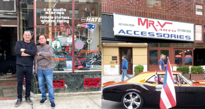 Padre e Hijo: Eddie Vasallo Jr y Eduardo Vasallo cumplen 43 años en Mr. V Auto Accessories en Jamaica Plain. Foto: HSTF