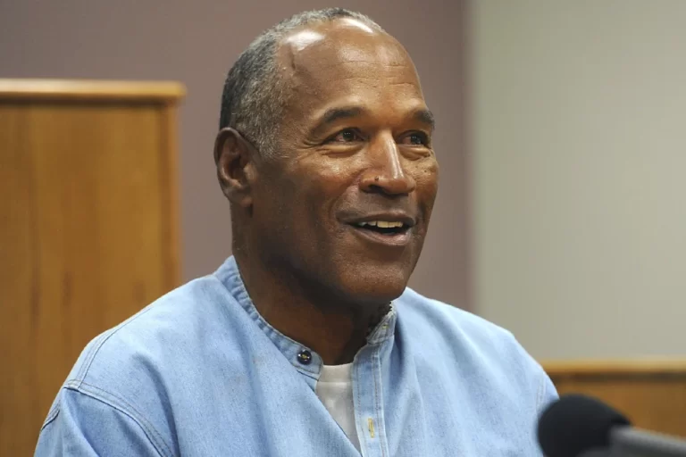 Murió OJ Simpson, el astro de fútbol americano que fue absuelto por doble asesinato. Tenía 76 años
