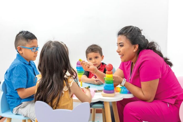 Beca abierta para educadores de la primera infancia