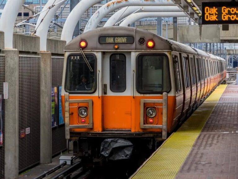 Suspensión del servicio de la línea naranja entre Wellington y Back Bay del 28 de mayo al 6 de junio