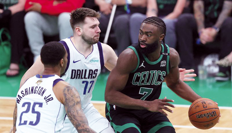 Boston Celtics volvió a arrasar a los Dallas Mavericks