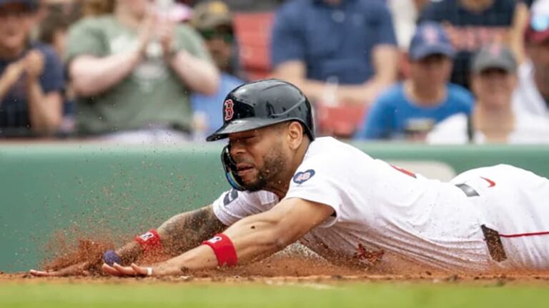 Medias Rojas ganan a los Yankees en Fenway Park