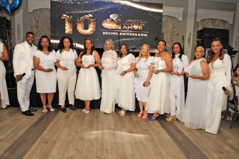 Tremendo éxito fue la fiesta anual "White Party" de la Fundación Latidos de Amor que tiene como propósito ayudar a la comunidad