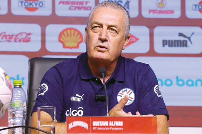 Gustavo Alfaro nuevo entrenador de la selección de Paraguay