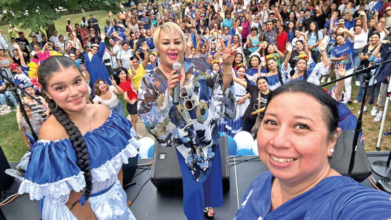 Primer Festival "El Salvador del Mundo" en Chelsea fue todo un éxito