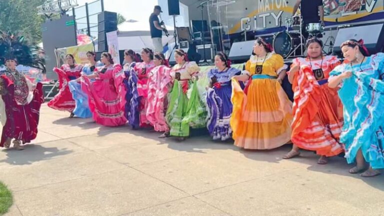 Tremendo Festival Multicultural en Everett