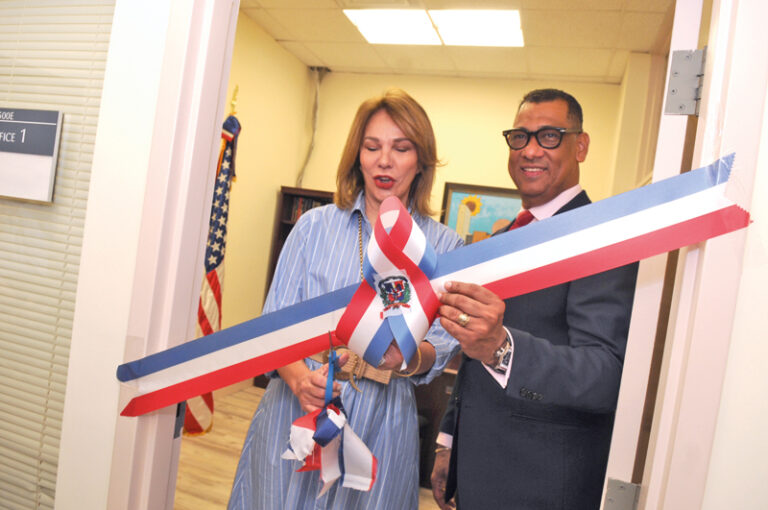 Inauguran oficina consular en Boston