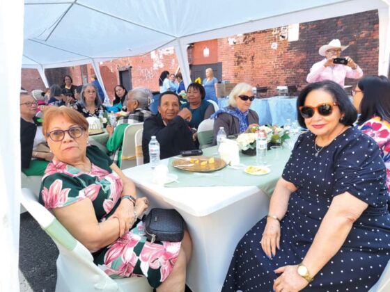 Gran participación de personas mayores.