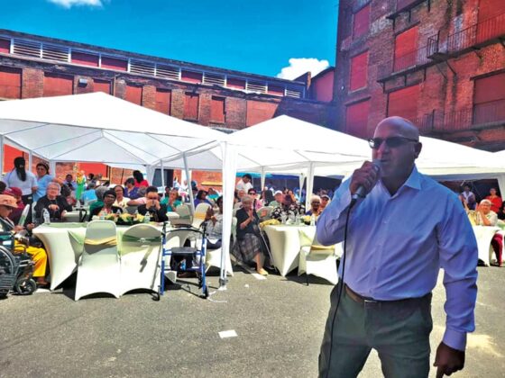 Exrepresentante estatal, Jeffrey Sánchez.