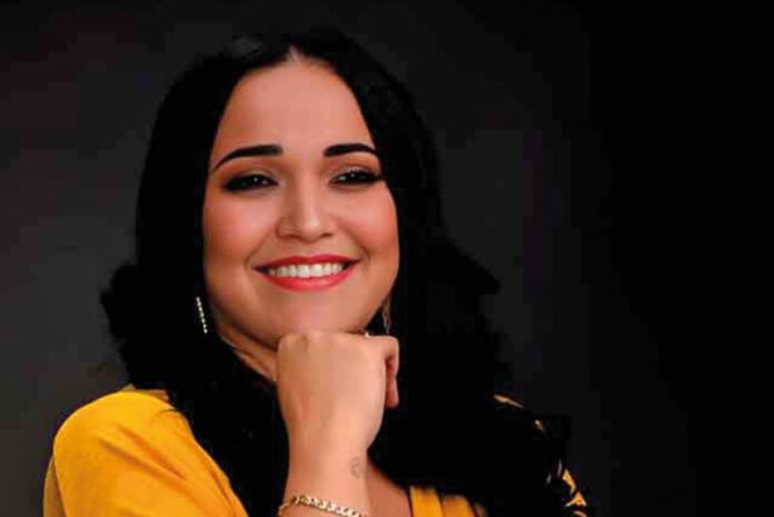 Carol Flaz-Burgos