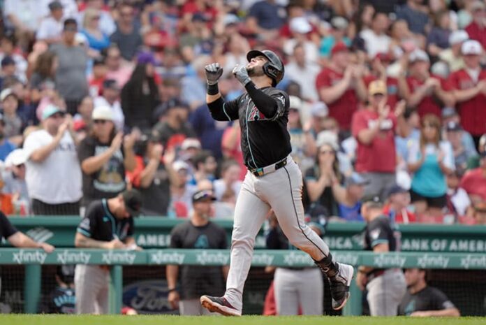 Diamondbacks completan barrida de 3 juegos frente a Red Sox