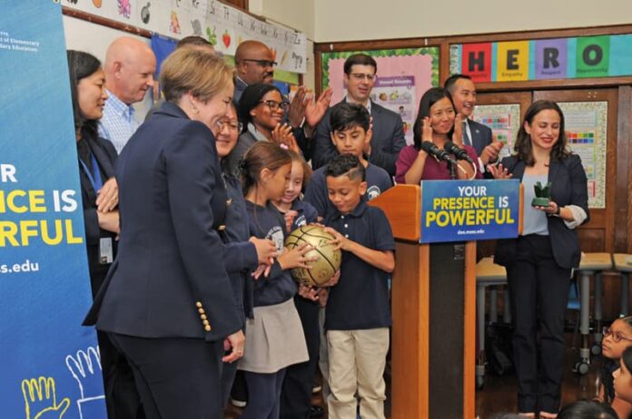 Escuelas de Massachusetts con la mayor caída de ausentismo