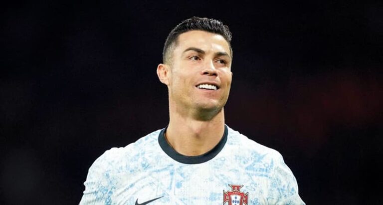 Cristiano Ronaldo es el futbolista mejor pagado en 2024