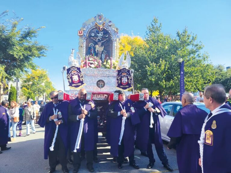 Señor de los Milagros derramó bendiciones en East Boston