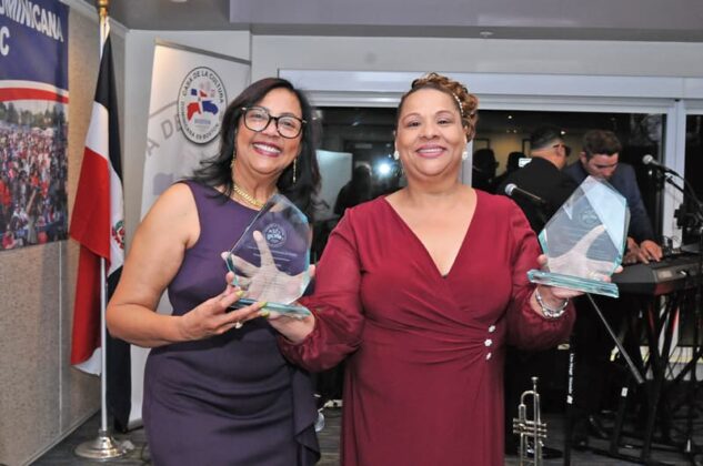 Premia a auspiciadores del Festival Dominicano