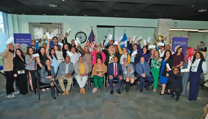 $500,000 en ayuda económica a negocios locales de Lawrence