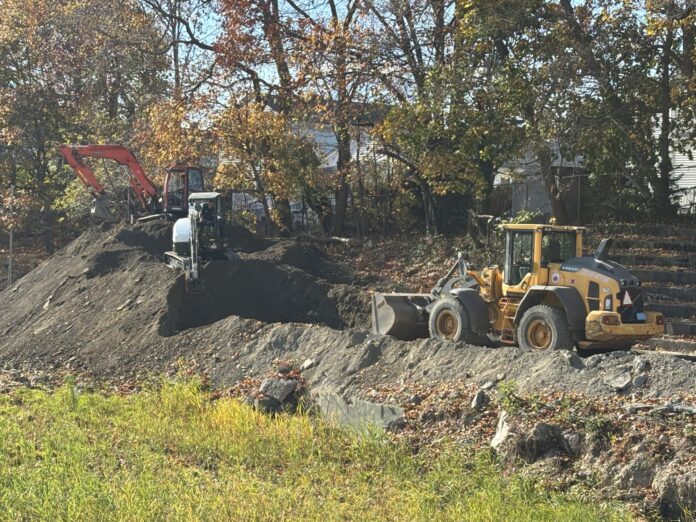Revitalización de McMackin Field por el Alcalde Keefe en Revere