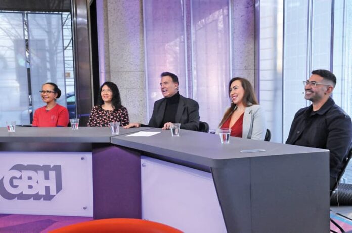Latinos con GBH Amplifies
