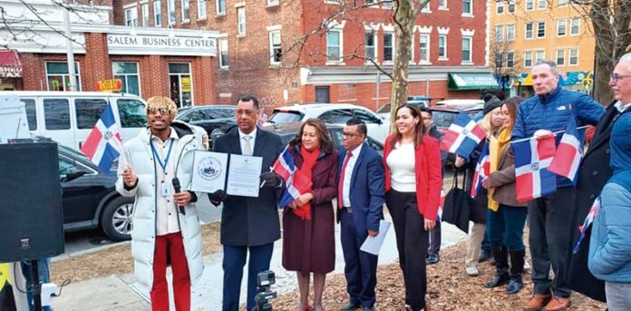 Dominicanos de fiesta en Boston, Lynn y Salem