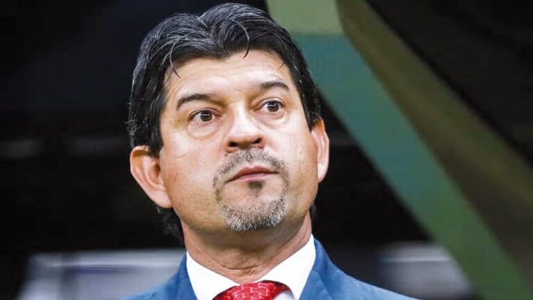 José Saturnino Cardozo, conocido como "El príncipe guaraní", es el nuevo entrenador del club Liberia de Costa Rica
