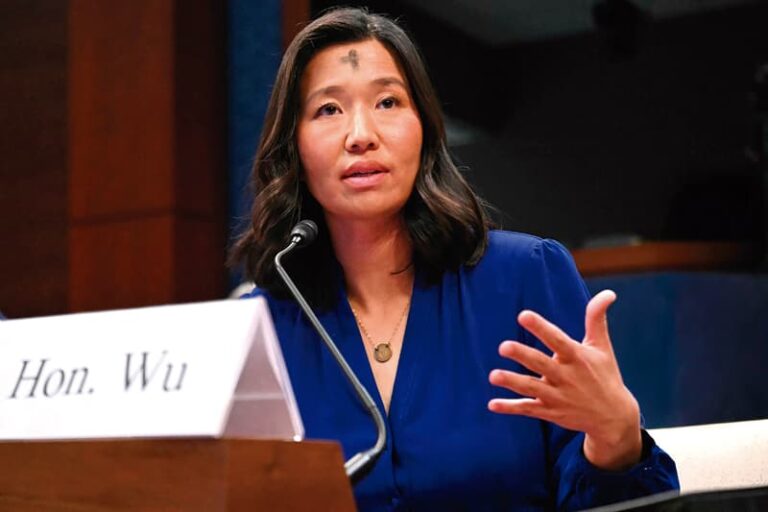Histórica intervención de alcaldesa Michelle Wu en el Congreso