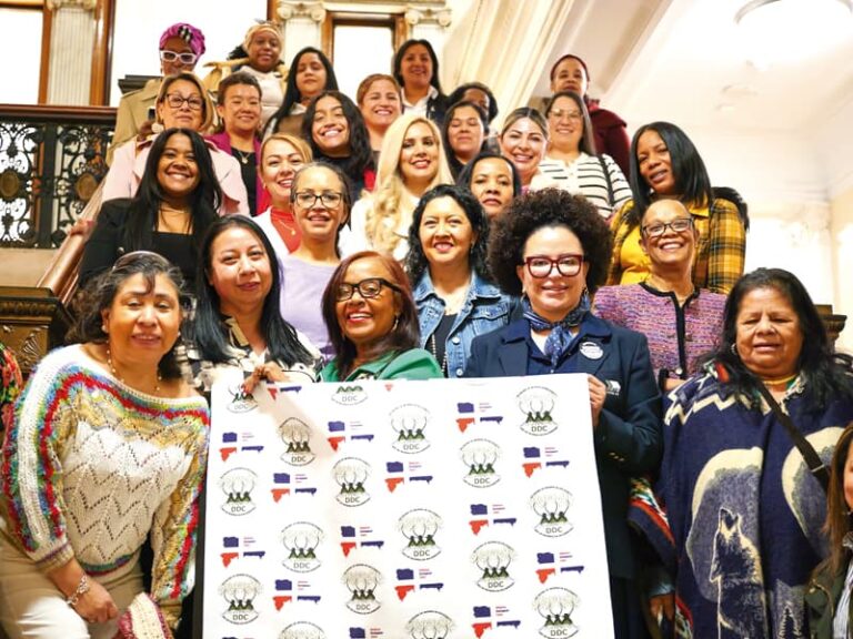 Escritoras inmigrantes haciendo historia en la Casa del Estado