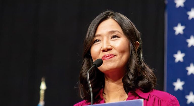 Alcaldesa de Boston, Michelle Wu,lanza su candidatura a la reelección