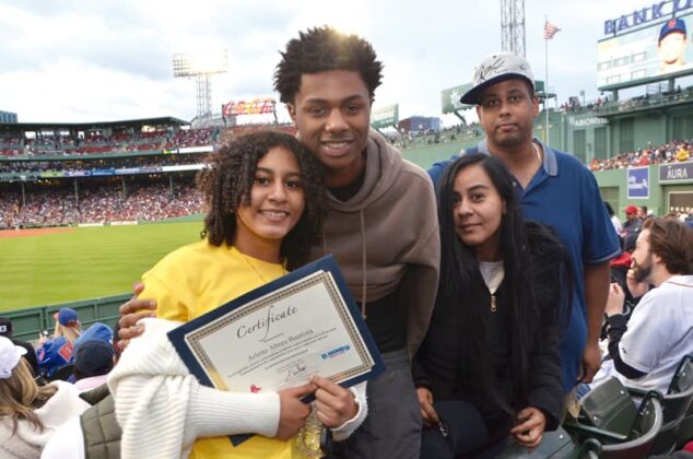 Monday, May 19th, 2025 - ¡Viva Lawrence! The Boston Red Sox and El Mundo Boston honored Lawrence middle school students with a pre-game ceremony. The academic all-stars were presented with Certificates of Recognition from Red Sox pitchers Liam Hendriks and Brennan Bernardino moments before the game vs the New York Mets at Fenway Park.