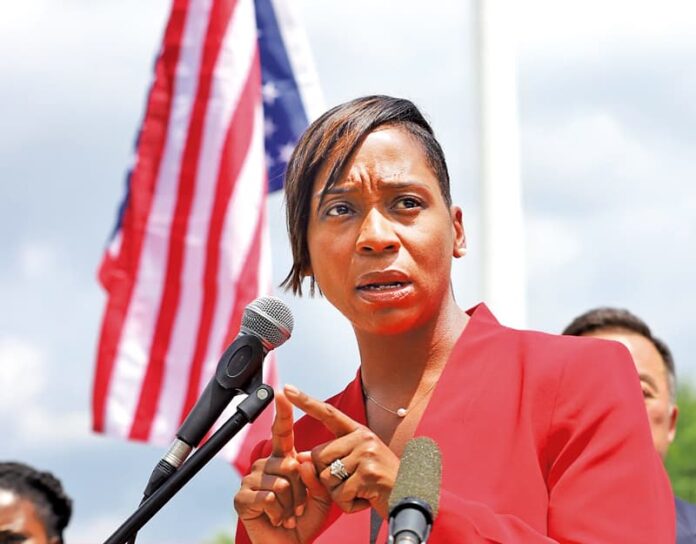 La fiscal general de Massachusetts, Andrea Campbell, salió a dar cara por lo que se puede hacer para contrarrestar los esfuerzos de la administración Trump por detener y deportar a inmigrantes