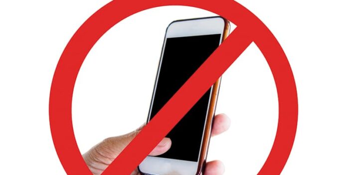 Adiós a los teléfonos celulares en las escuelas