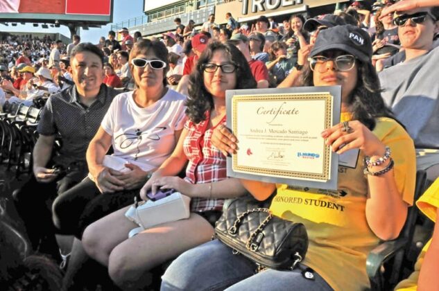 Familias Felices en Fenway Park