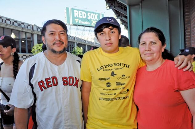 Familias Felices en Fenway Park