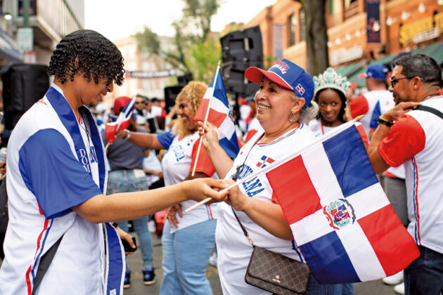 12y13 Fenway dominicanos 1