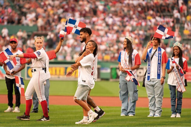 12y13 Fenway dominicanos 15