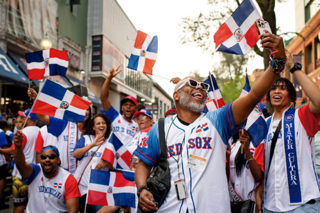 12y13 Fenway dominicanos 3 1