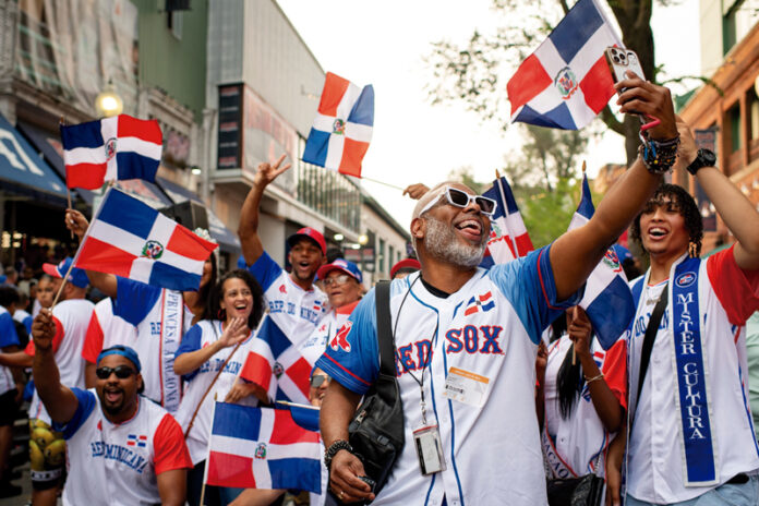 Fenway Park de Boston más Dominicano que la tambora