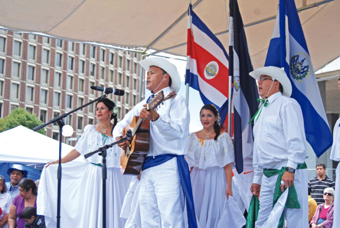 Celebremos con júbilo los 204 años de nuestra Independencia