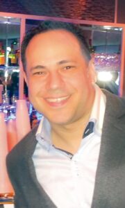 Joel López, reconocido empresario en Lawrence