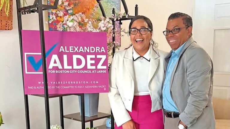 Alexandra Valdez va para concejal en Boston