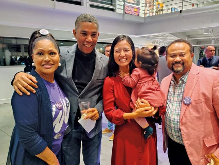 Michelle Wu y su familia