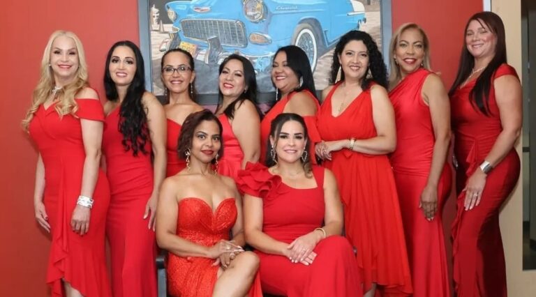En el Grand Ballroom del Hotel Marriott de Quincy se celebró la onceava edición de uno de los eventos que ha despertado la participación de toda una comunidad