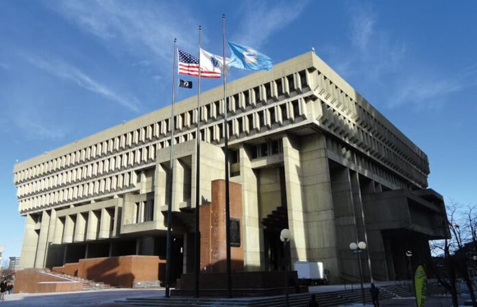 La legislación crea un puesto independiente de Inspector General para investigar el fraude, el despilfarro, el abuso y la mala gestión en los departamentos municipales y agencias relacionadas.