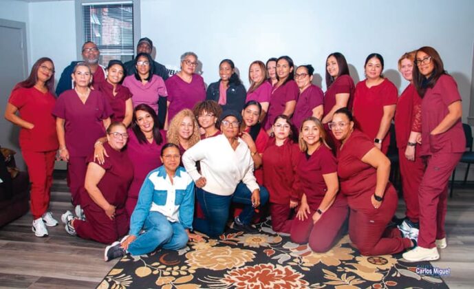 Impactante apoyo a las mujeres latinas por el Centro de Desarrollo Dominicano.