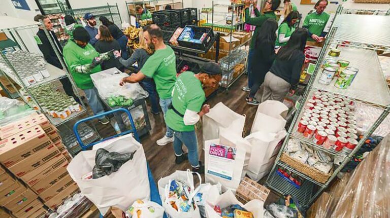M&T Bank ayudó a la despensa de Alimentos
