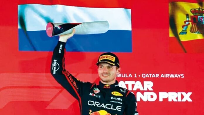 25-Dept-Verstappen Verstappen gana en Qatar y sigue en la batalla