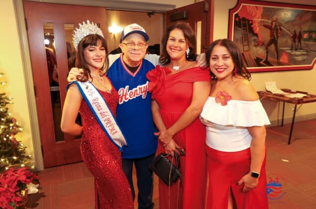 Disfrutando con la Reina del Festival boricua 2025.