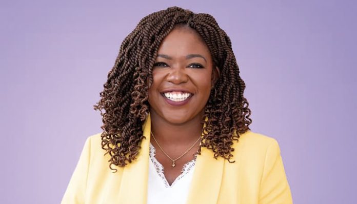 La concejal de toda la ciudad, la más votada por varios periodos, dejó el cargo de presidenta del Concejo de Boston, Ruthzee Louijeune, con un legado de resiliencia