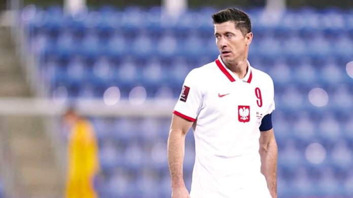 Lewandowski buscará meter a Polonia en el repechaje