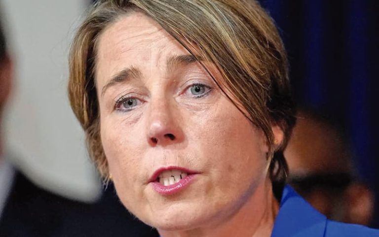 Gobernadora Maura Healey