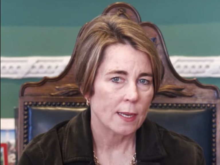 Gobernadora Maura Healey